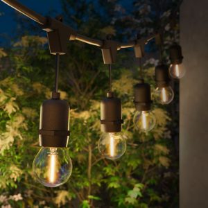 Hängende Lichterkette weiß